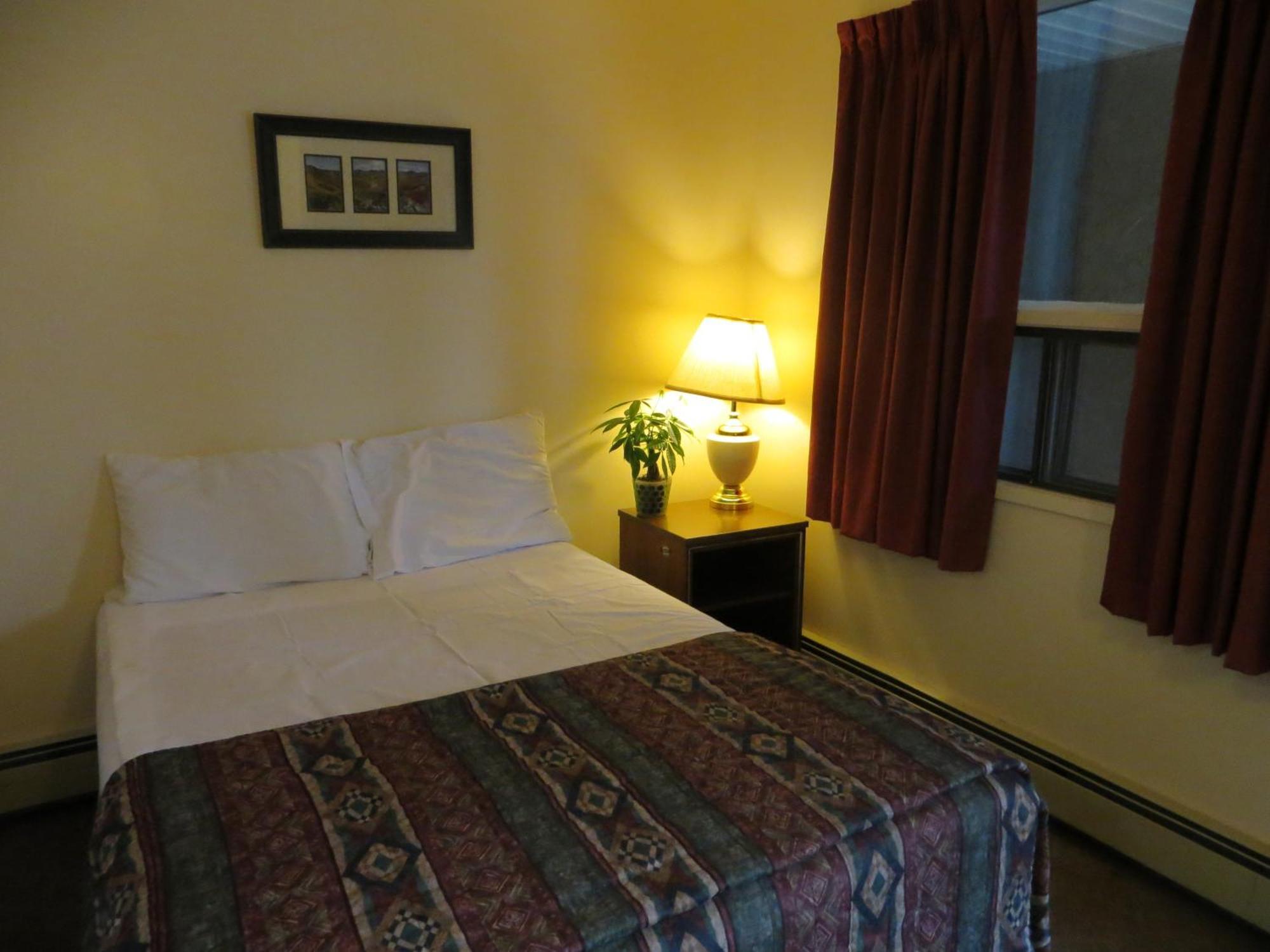 Siesta Motel Olds Номер фото